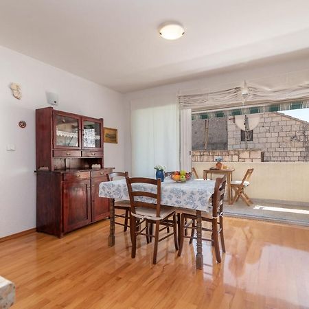 Apartment Bruno Трогир Экстерьер фото