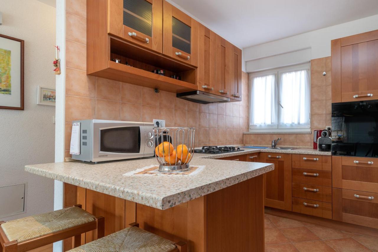 Apartment Bruno Трогир Экстерьер фото